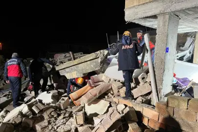 Li Perûyê banê navenda bazirganiyê roxiya: 3 kes mirin û 74 kes birîndar bûn