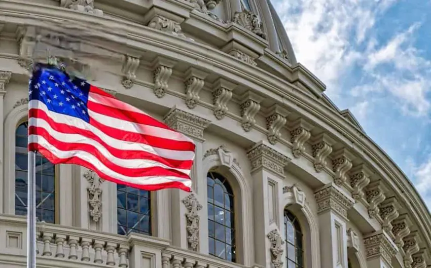 نوێنەرانی کۆنگرێسی ئەمریکا پلانی نوێ بۆ گەمارۆوە نەوتییەکانی ئێران دەخەنە ڕوو