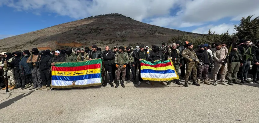 Durziyên li Siwêdayê meclisa xwe ya leşkerî ragihandin