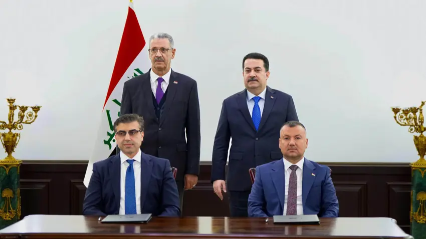 Irak ve Ingiltere, petrol sahalarinin gelistirilmesi için anlasma imzaladi