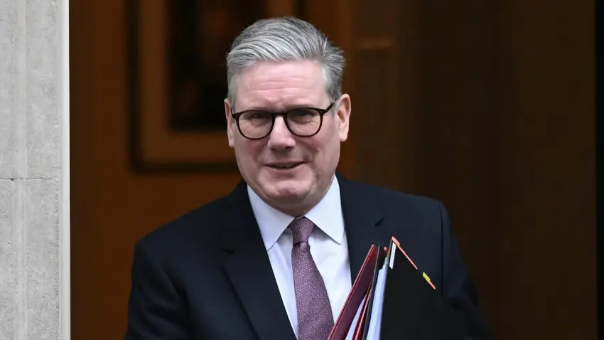 Starmer: “Putin, bê desteka DYAyê dest ji Ûkraynayê bernade”