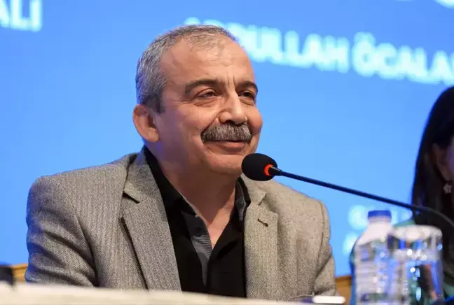 Önder: “Öcalan got bila PKK xwe fesh bike lê divê derfetên siyaseta demokratîk û hûqûqa wê jî hebe