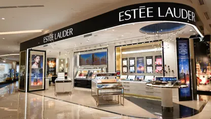 Estee Lauder, jimara xebatkarên xwe dadixe navbera 5,800 û 7,000 hezarî