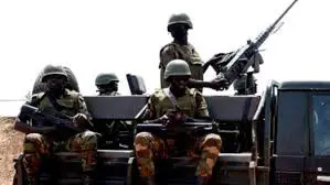 Artêsa Nîjeryayê êrîsê bir ser Boko Haram û ISWAPê: 27 kustî