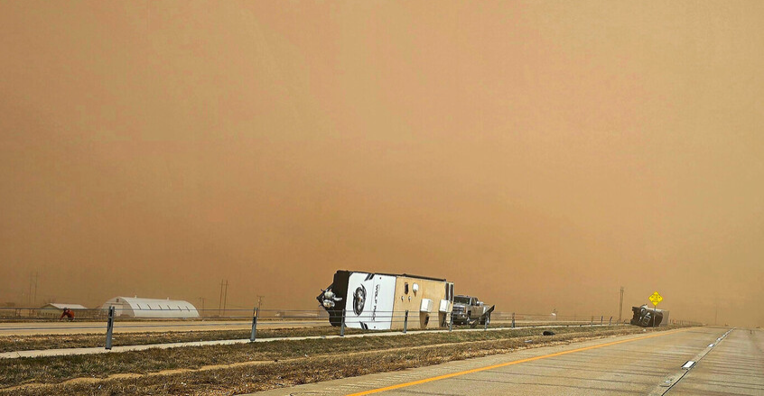 Amerîka | Li gelek deveran hewaya xirab bû sedema ziyana canî û madî