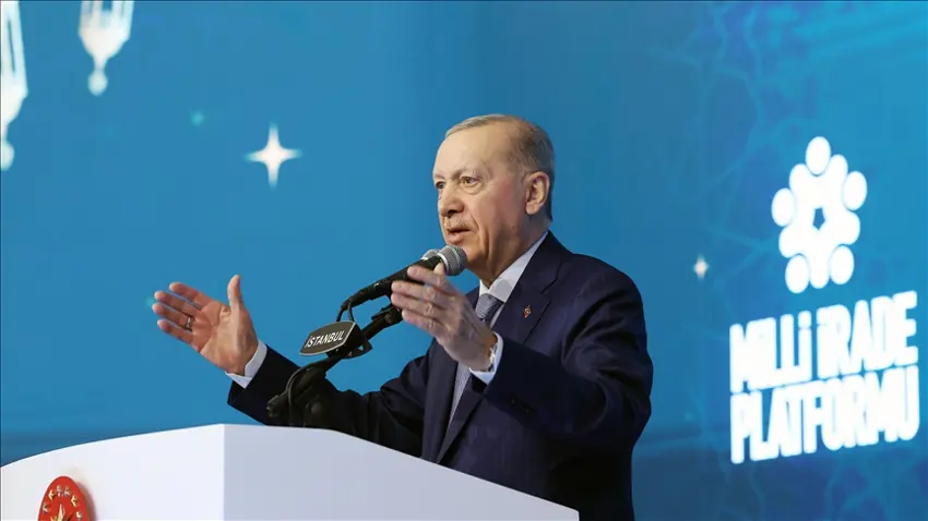 Erdogan, Özgür Özel'i 'siyasi mandacilik talebiyle' suçladi