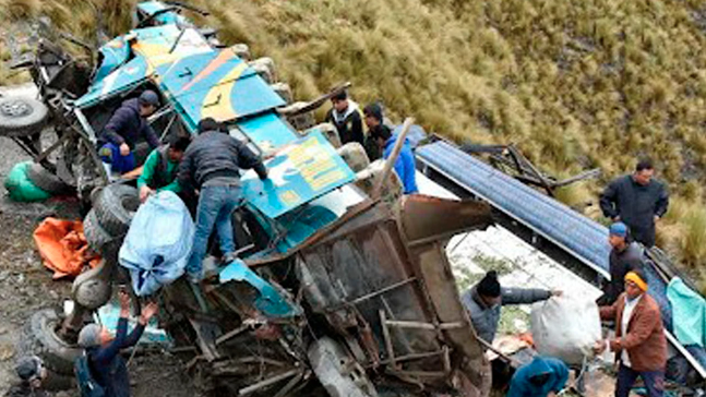 Bolîvya | Otobus û mînîbusekê li hev qelibîn: 25 mirî, 26 birîndar