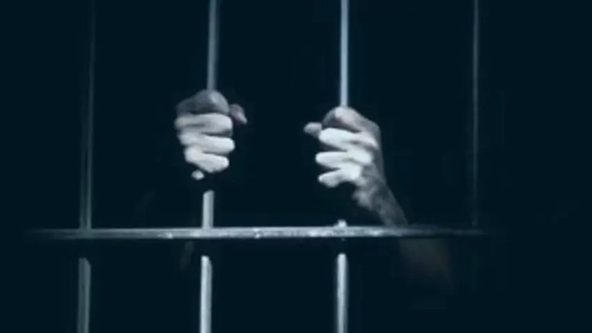 دەست بەسەرکرانی لانیکەم ١٢٥ کەس لە مانگی ڕابردووی زایینی دا لە ئێران