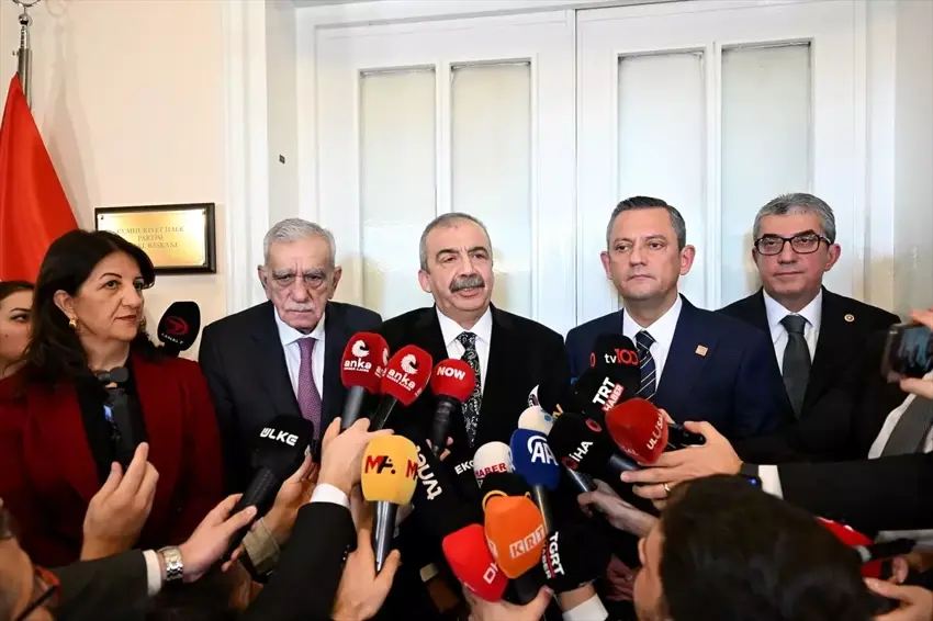 CHPê ji bo proseya astiyê nexserêyek amade kir