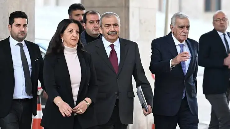 İmralı heyetinin Adalet Bakanı ile yapacağı görüşme ertelendi