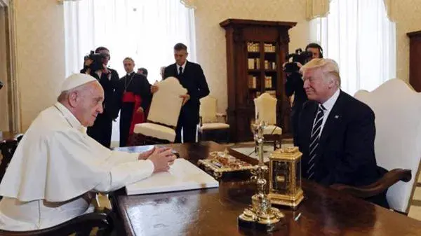 Trump, Papa Francis'in ölümü nedeniyle ABD'de yas ilan etti