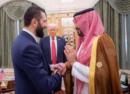 دۆناڵد ترامپ و ئەحمەد شەرع لە سەعوودیە کۆبوونەوە