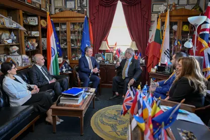 Mesrur Barzani, Kongre Üyesi Joe Wilson ile bir araya geldi