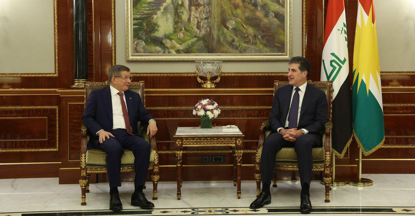 Nêçîrvan Barzanî pêşwaziya Ahmet Davutoğlu kir