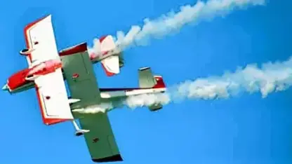 Li Îtalyayê 3 balafirên akrobasiyê li hev ketin