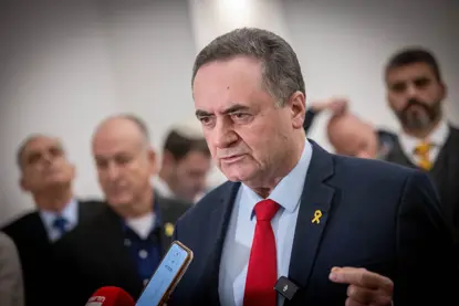 Îsraîl: Eger Xamineyî mûşekan biavêje, em ê Tehranê bişewitînin