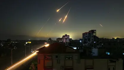 İran'da İsrail'in saldırılarıyla ilgili 14 kişi gözaltına alındı