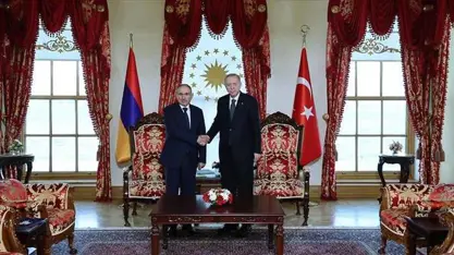 Erdoğan ile Ermenistan Başbakanı Paşinyan arasındaki görüşme sona erdi