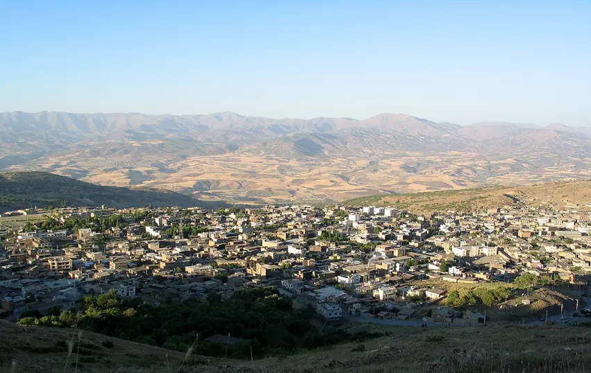 Serdeşt: Artêşa rejîmê ji nîştecihên wan xwest ku 3 taxên bajêr vala bikin 