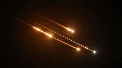 İran, Irak’taki ABD üslerine füze saldırısı düzenledi