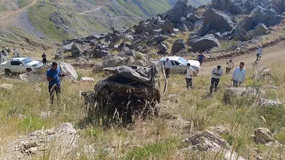 Otomobîla heyeta pispor li Çiyayê Mereto qeza kir: 5 kesan can da