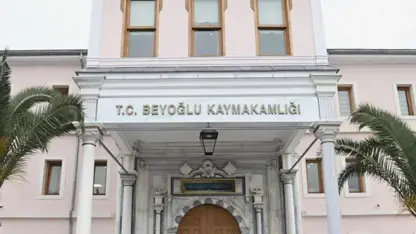 Qeymeqamiya Beyoğlu temamê ahengên şevê ji bo 24 seetan qedexe kir