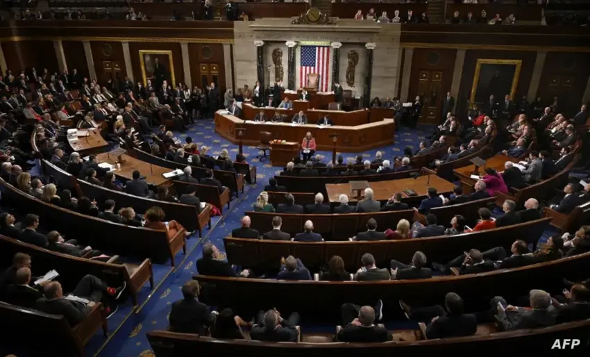 Senatoda Trump'ın yetkilerinin sınırlandırılması girişimine red!