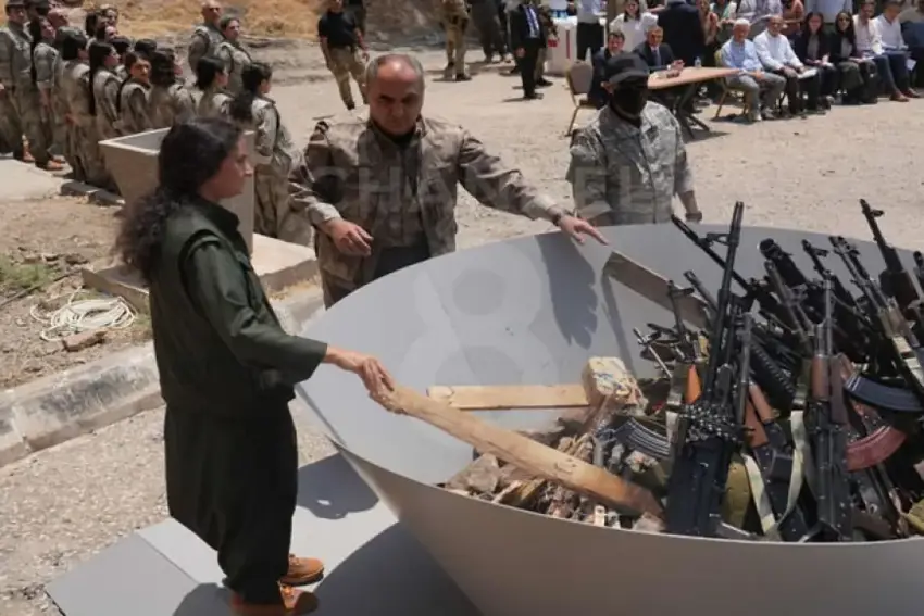 PKK: Em bi îradeya xwe ya azad çekên xwe ji holê radikin