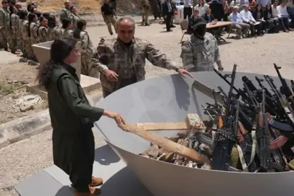 PKK: Em bi îradeya xwe ya azad çekên xwe ji holê radikin