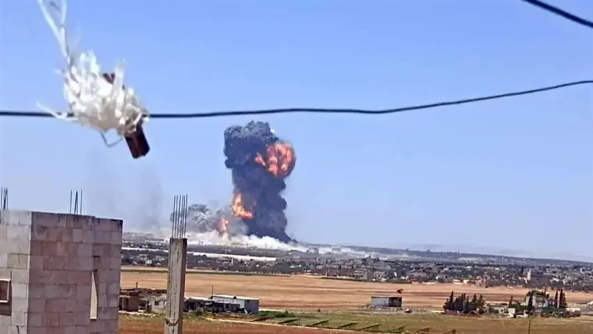 /haberresimleri/2025724/di-teq-na-idlib-de-5-kesan-can-da-z-detir-60-kes-j-bir-ndar-b-nheadLine.webp