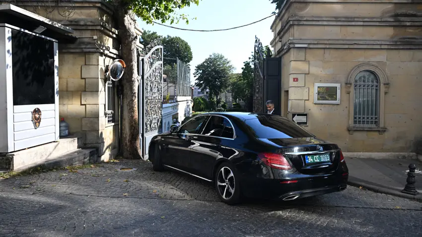 İran ve Avrupa ülkeleri, nükleer görüşmeler için İstanbul'da buluştu
