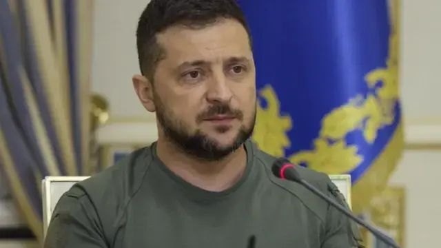 Zelenskî: Ûkraynayê êrîşên Havînê yên Rûsyayê rawestandin