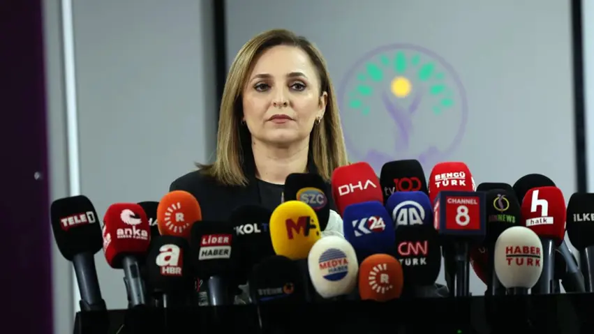 /haberresimleri/202573/aysegul-dogan-li-her-ma-kurdistan-w-gaveke-d-rok-p-k-wereheadLine.webp
