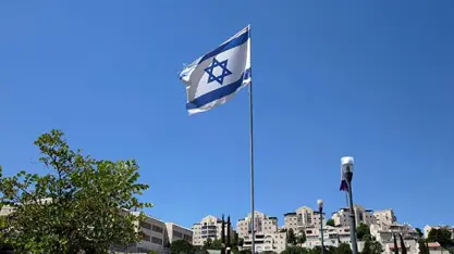 İsrail, Şam’a bağlı güçlere hava saldırısı düzenledi