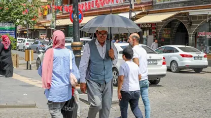  Aşırı sıcak hava, Diyarbakır'da yaşamı olumsuz etkiliyor! 