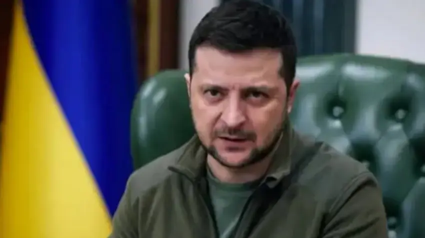 Zelenskyy: "Guhertina rejîmê divê li Rûsyayê armanc be"