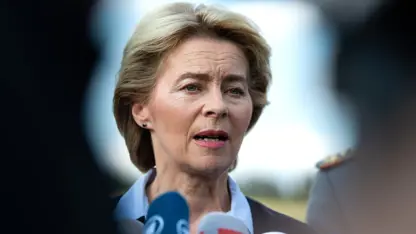 Von der Leyen parlamento oturumunda kendisini savunacak!