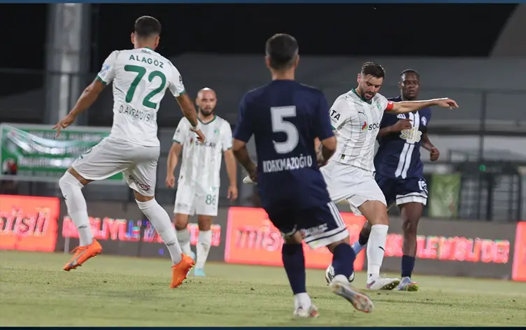 Iğdır üç puanı 90+6'da aldı