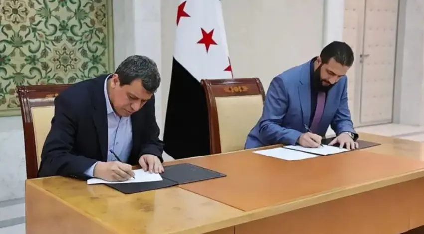 Parlamenterê AKPê: Divê hevdîtinên HSD-Şamê li Enqerê bên lidarxistin