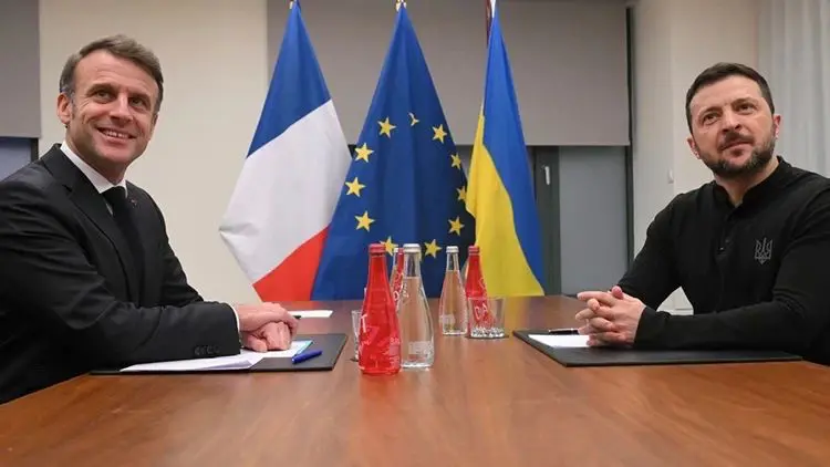 /haberresimleri/2025815/trump-putin-gorusmesi-sonrasi-macron-ve-zelenskiy-bir-araya-gelecekheadLine.webp