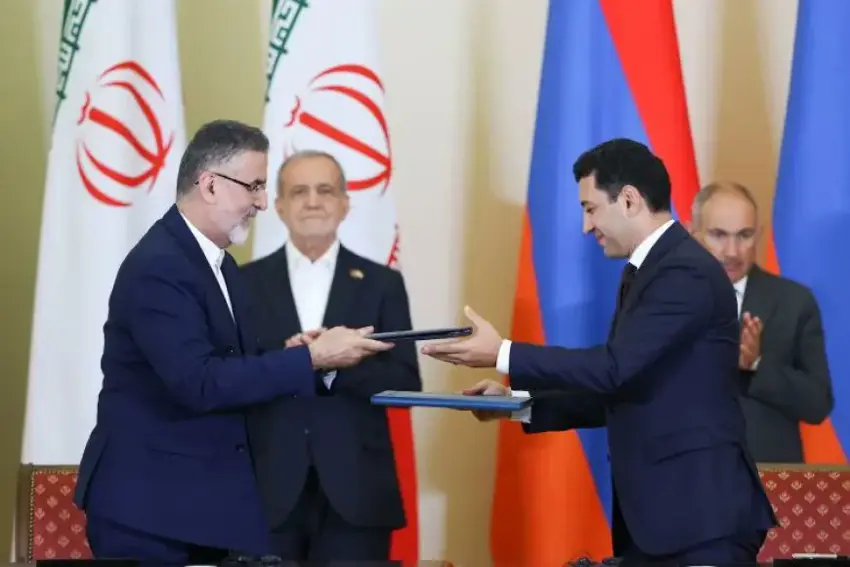 /haberresimleri/2025819/-ran-ermenistan-bi-mzekirina-10-peymanan-hevkariya-xwe-gihandin-asta-stratej-kheadLine.webp