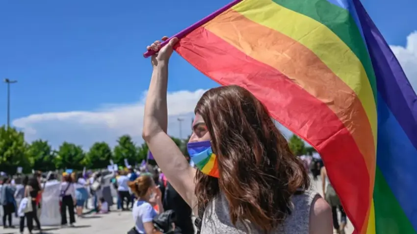 Ji Wezareta Alman ji bo Riha, Şirnex, Mêrdîn û Colemêrgê hişyarîya LGBTQ+