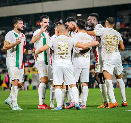 Amedspor, Adana Demirspor’u 8 golle rahat geçti