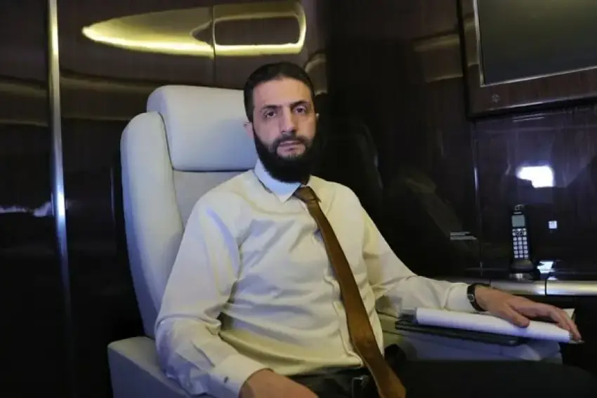 /haberresimleri/2025911/serdaneke-d-rok-amer-ka-v-ze-da-serok-s-riyey-ehmed-el-sera-ji-bo-besdarb-na-civata-ny-headLine.webp