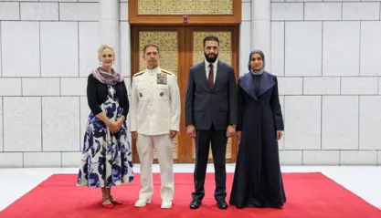فەرماندەیی ناوەندی ئەمریکا وردەکارییەکانی دیداری فەرماندەکەی لەگەڵ شەرع تاوتوێ دەکات