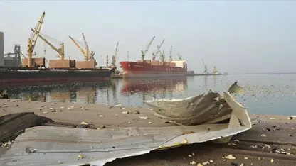 İsrail Yemen'deki Hudeyde Limanı'nı vurdu 
