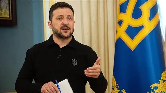 Ukrayna Devlet Başkanı '100 Yıllık Ortaklık' anlaşmasını onayladı