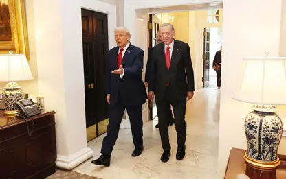 Trump ile görüşen Erdoğan, Beyaz Saray'dan ayrıldı