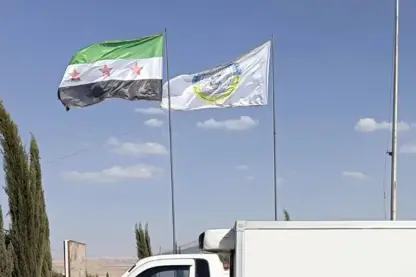 Suriye Bayrağı, ilk defa Sêmalka Sınır Kapısında göndere çekildi