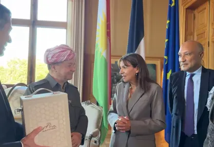 Paris Belediye Başkanı: Hepimiz Peşmerge’ye borçluyuz 